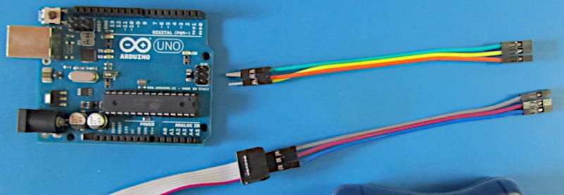 Plugging wires into the ISP plug